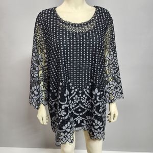 Isaac Mizrahi Black and White Crochet Lace Tunic Top